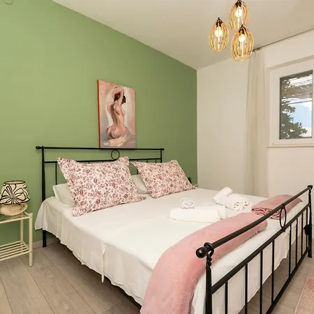 Apartment With A Parking Space - 20787